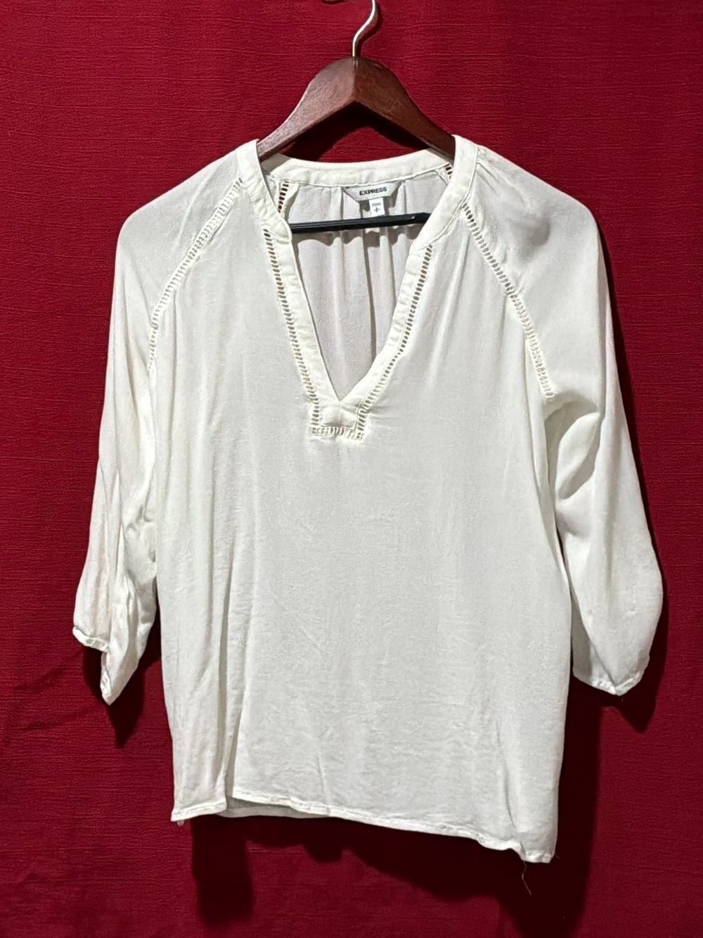 Express Cream V-Neck Lightweight Tunic Top